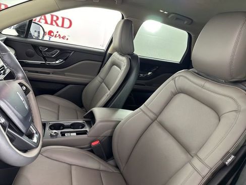 New 2026 Lincoln Corsair Reserve image 13