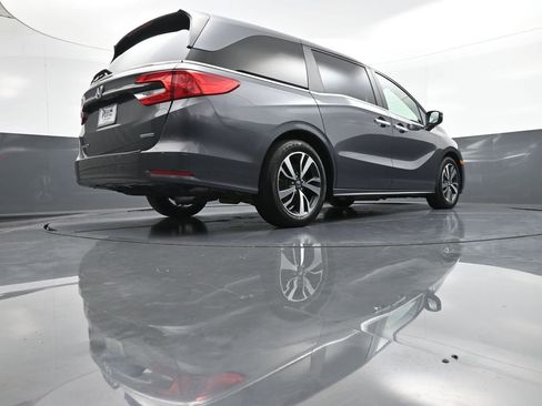 Certified 2024 Honda Odyssey Touring image 31