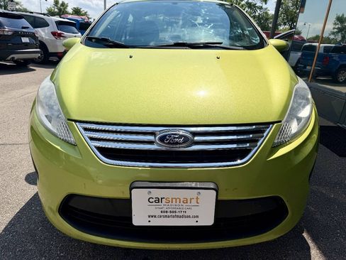 Used 2013 Ford Fiesta SE FWD image 5