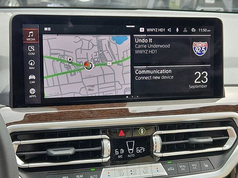 Used 2024 BMW X3 xDrive30i w/ Premium Package image 17