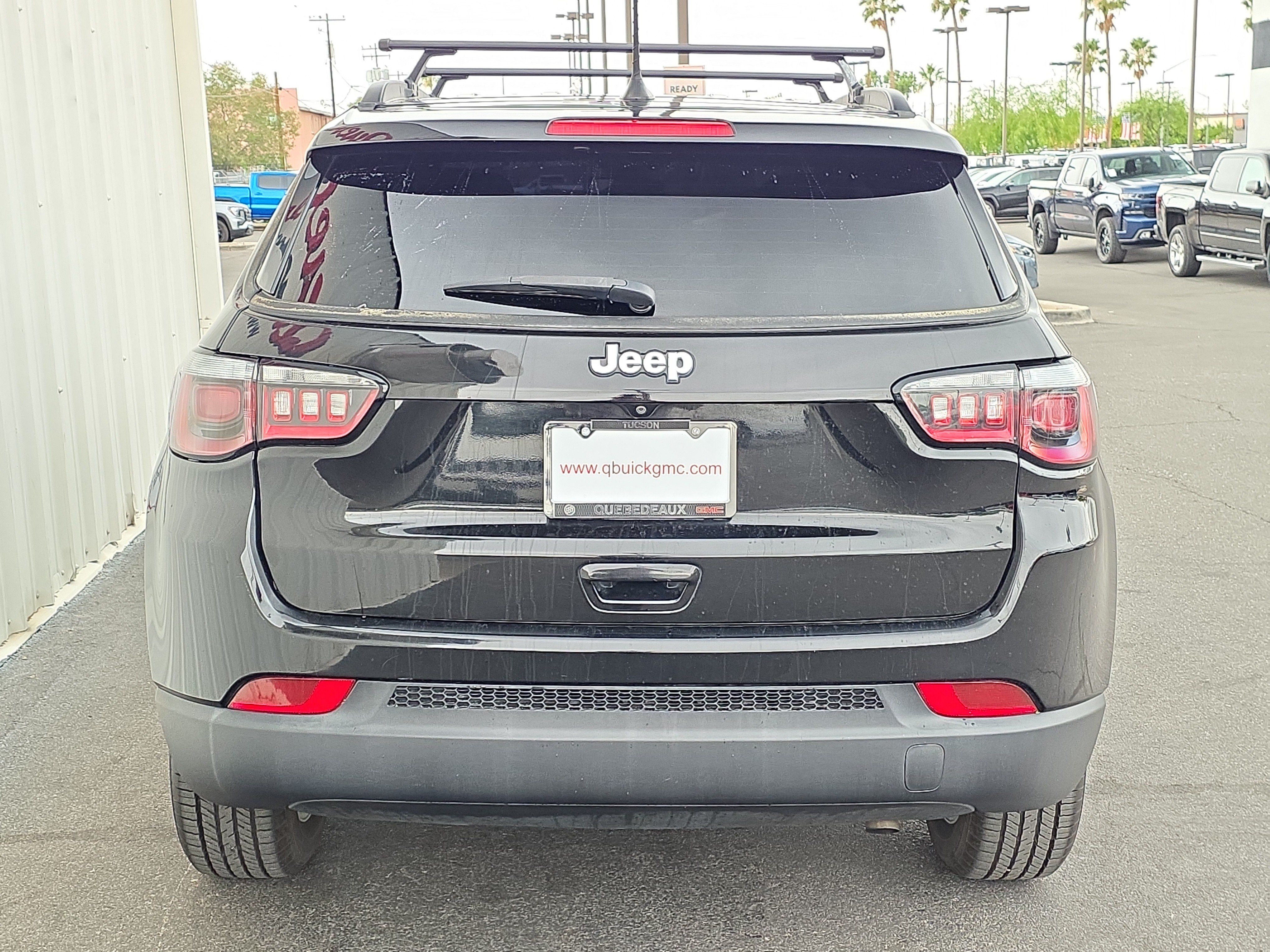 Used 2019 Jeep Compass Latitude w/ Popular Equipment Group FWD image 6