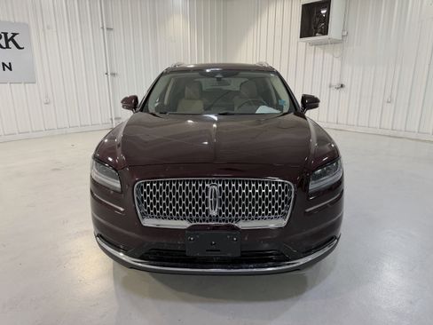 Used 2023 Lincoln Nautilus Reserve image 8