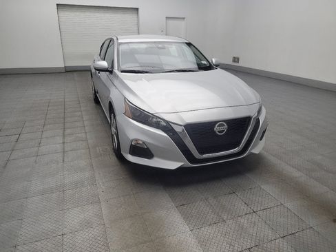 Used 2022 Nissan Altima 2.5 S FWD image 13