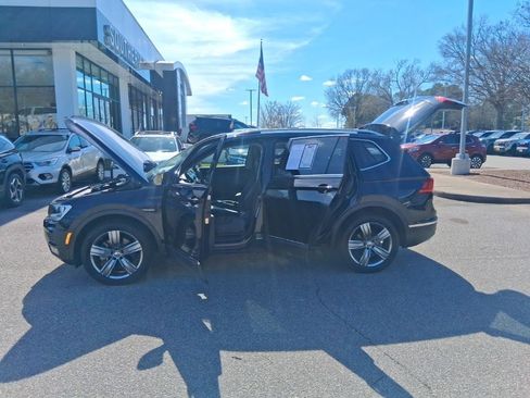 Used 2021 Volkswagen Tiguan S image 25