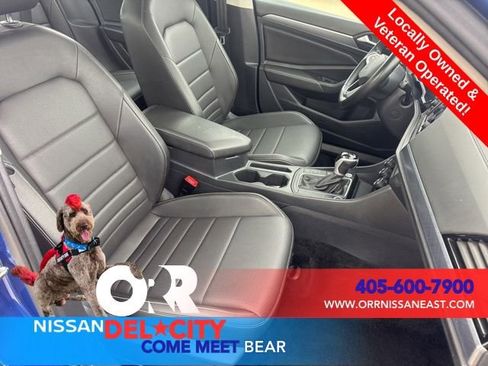 Used 2024 Volkswagen Jetta SE FWD image 14