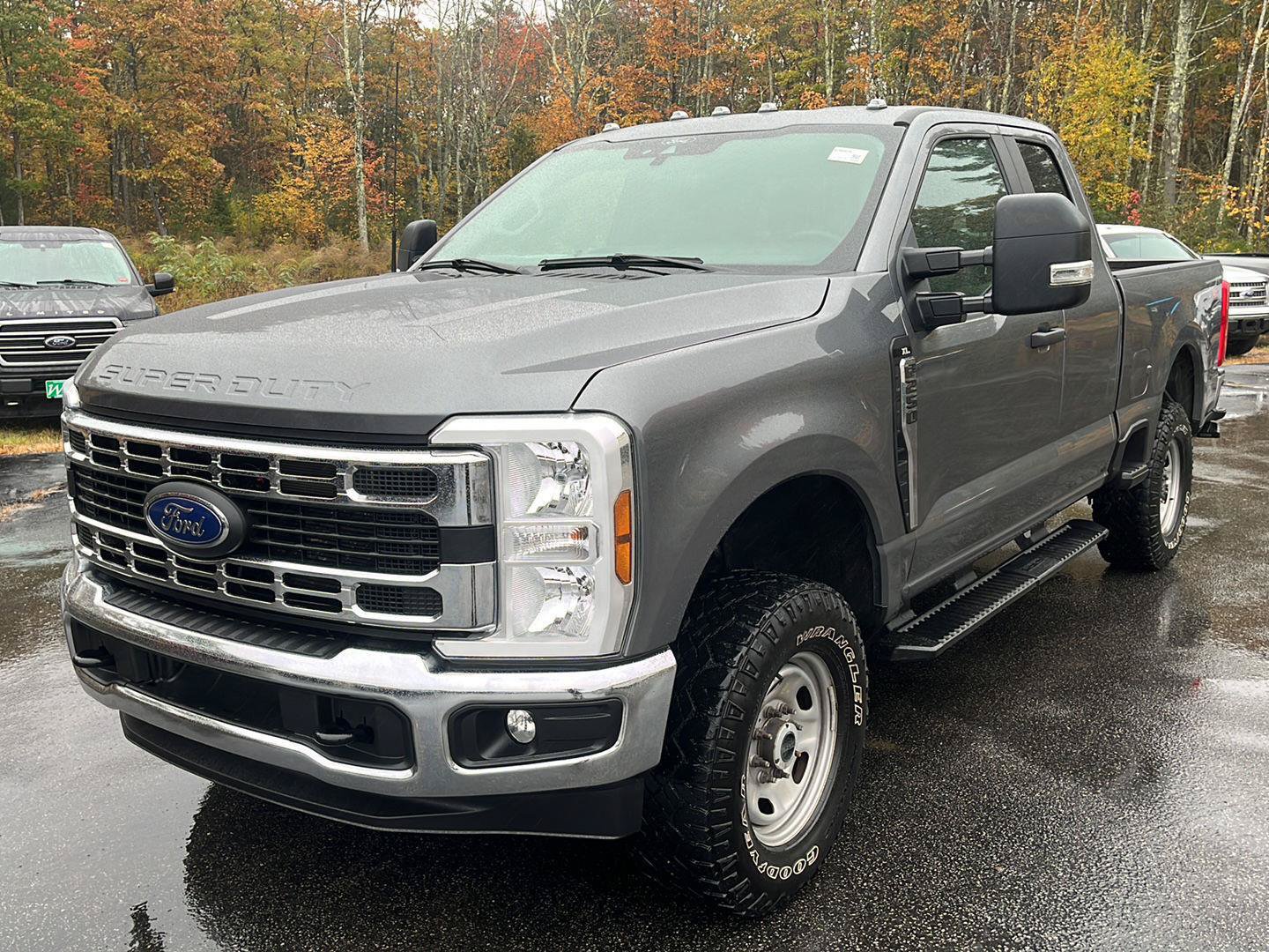 Used 2024 Ford F250 XL w/ XL Off-Road Package AWD/4WD image 1