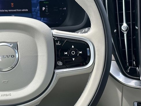 New 2026 Volvo XC90 T8 Ultra w/ Lounge Package AWD/4WD image 9