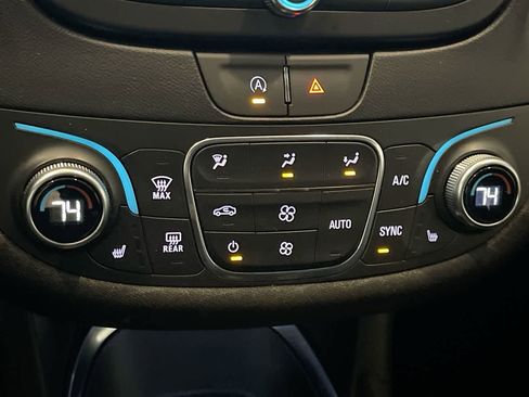 Used 2023 Chevrolet Malibu LT image 19