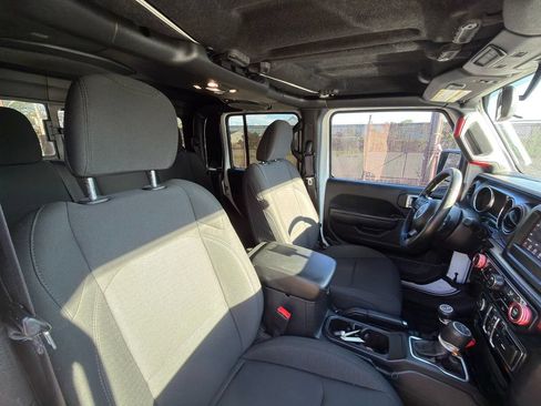 Used 2022 Jeep Gladiator Sport AWD/4WD image 24