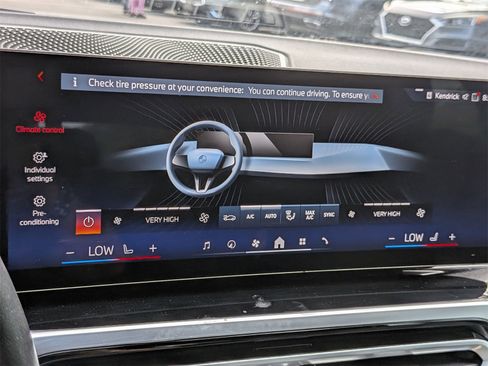 Used 2024 BMW i4 xDrive40i image 25