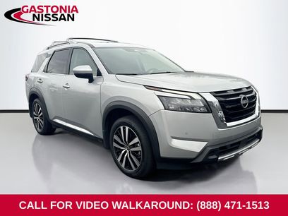 Used 2025 Nissan Pathfinder Platinum w/ Cargo Package