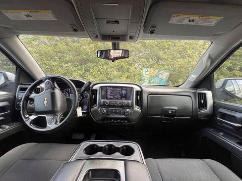 Used 2019 Chevrolet Silverado 1500 LT AWD/4WD image 28
