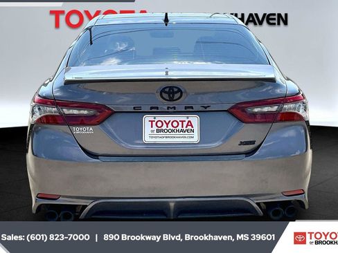 Used 2024 Toyota Camry XSE FWD image 4