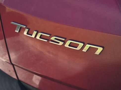 Used 2023 Hyundai Tucson SE FWD image 11