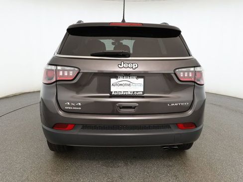 Used 2020 Jeep Compass Limited w/ Rear Convenience Group image 5