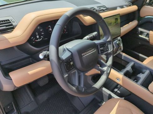 New 2026 Land Rover Defender 110 X-Dynamic SE AWD/4WD image 7