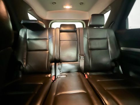 Used 2019 Dodge Durango SXT image 33