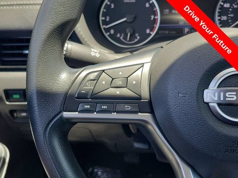 Certified 2024 Nissan Sentra SV FWD image 7