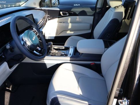 New 2026 Kia Carnival SX Prestige FWD image 40
