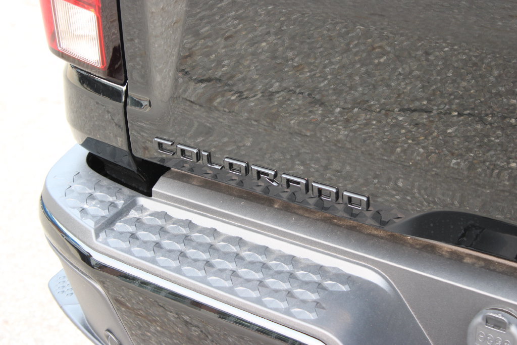 New 2026 Chevrolet Colorado Trail Boss w/ Midnight Edition AWD/4WD image 33