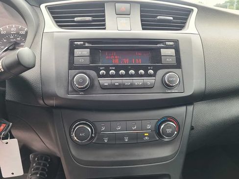 Used 2017 Nissan Sentra S FWD image 29