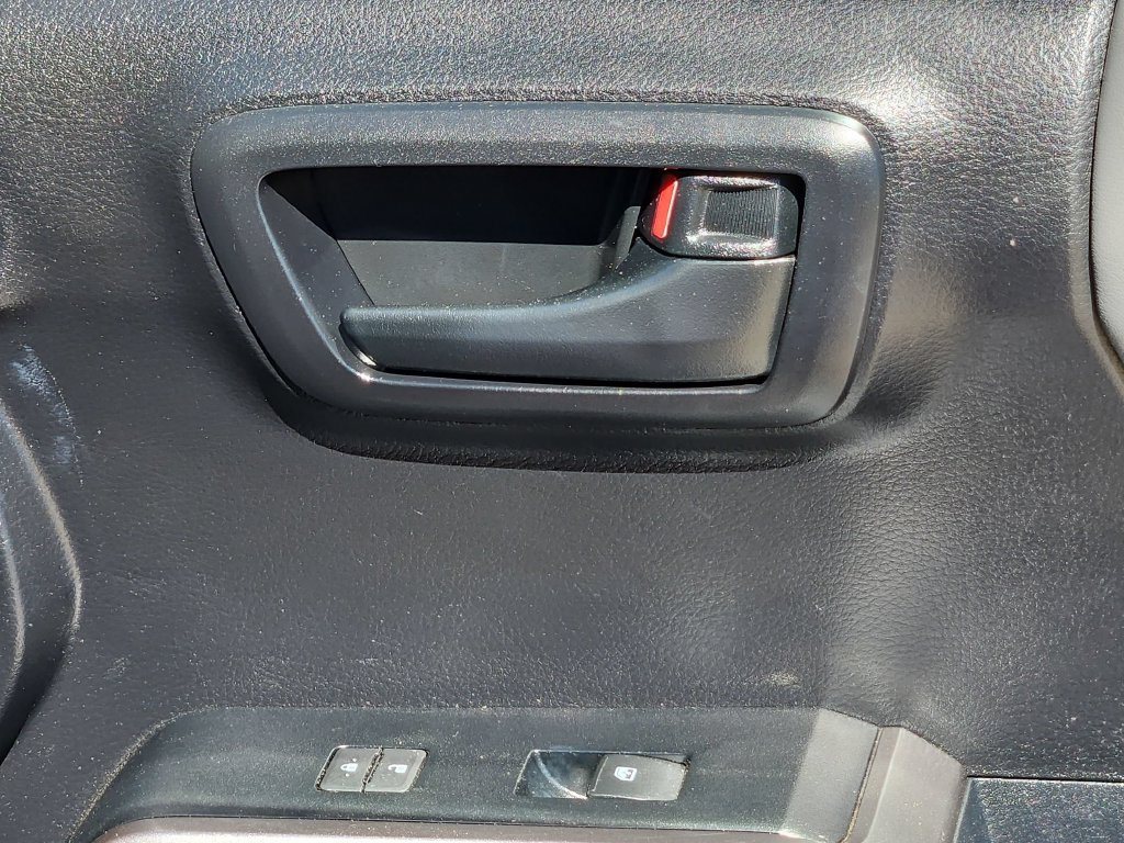 Used 2022 Toyota Tacoma SR5 RWD image 29