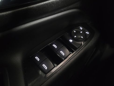 Used 2022 Chevrolet Equinox Premier image 27