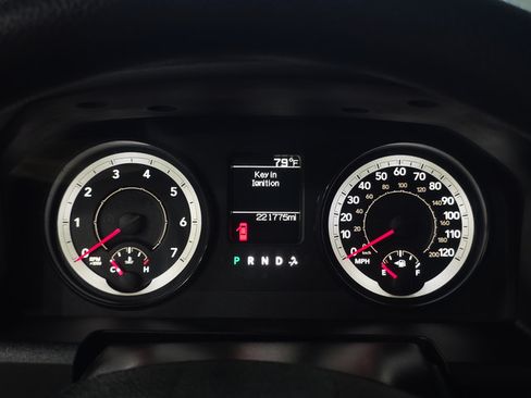 Used 2017 RAM 1500 ST w/ SXT Appearance Group AWD/4WD image 17