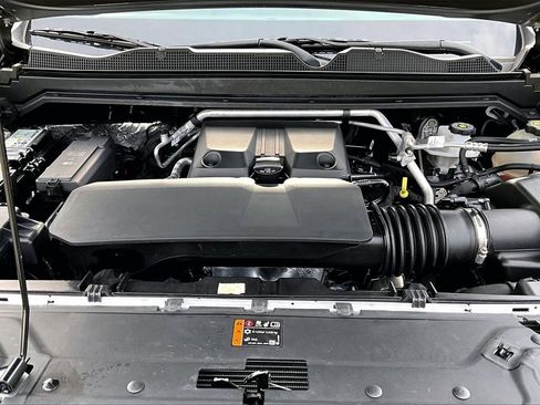 Used 2023 Chevrolet Colorado Trail Boss w/ Technology Package image 35