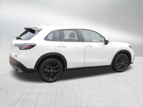 Used 2024 Honda HR-V Sport image 5