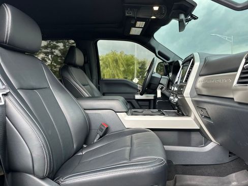Used 2022 Ford F250 Lariat w/ Tremor Off-Road Package AWD/4WD image 27