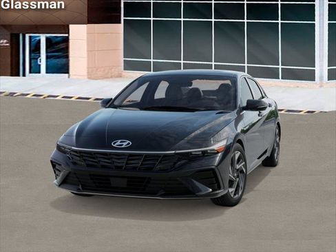 New 2025 Hyundai Elantra Limited image 6