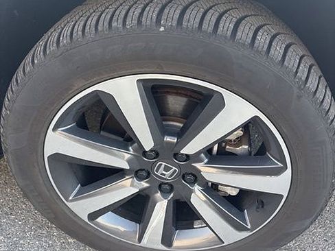 Used 2023 Honda Pilot Elite image 7