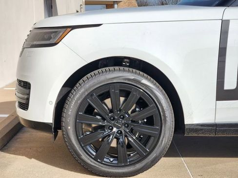 New 2026 Land Rover Range Rover SE AWD/4WD image 6