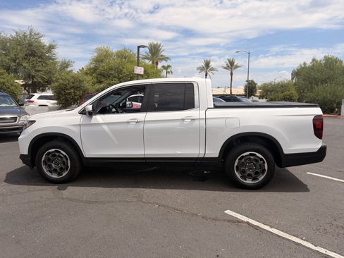 Used 2024 Honda Ridgeline RTL image 2