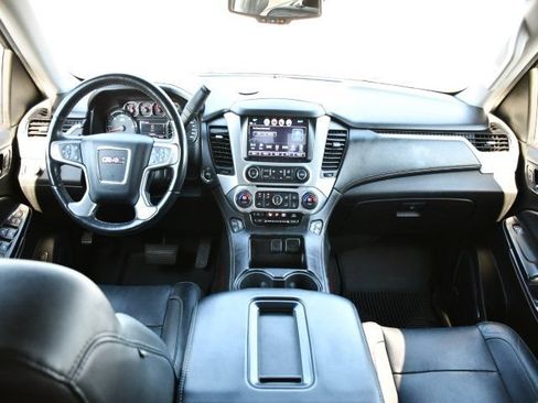 Used 2020 GMC Yukon SLT AWD/4WD image 33