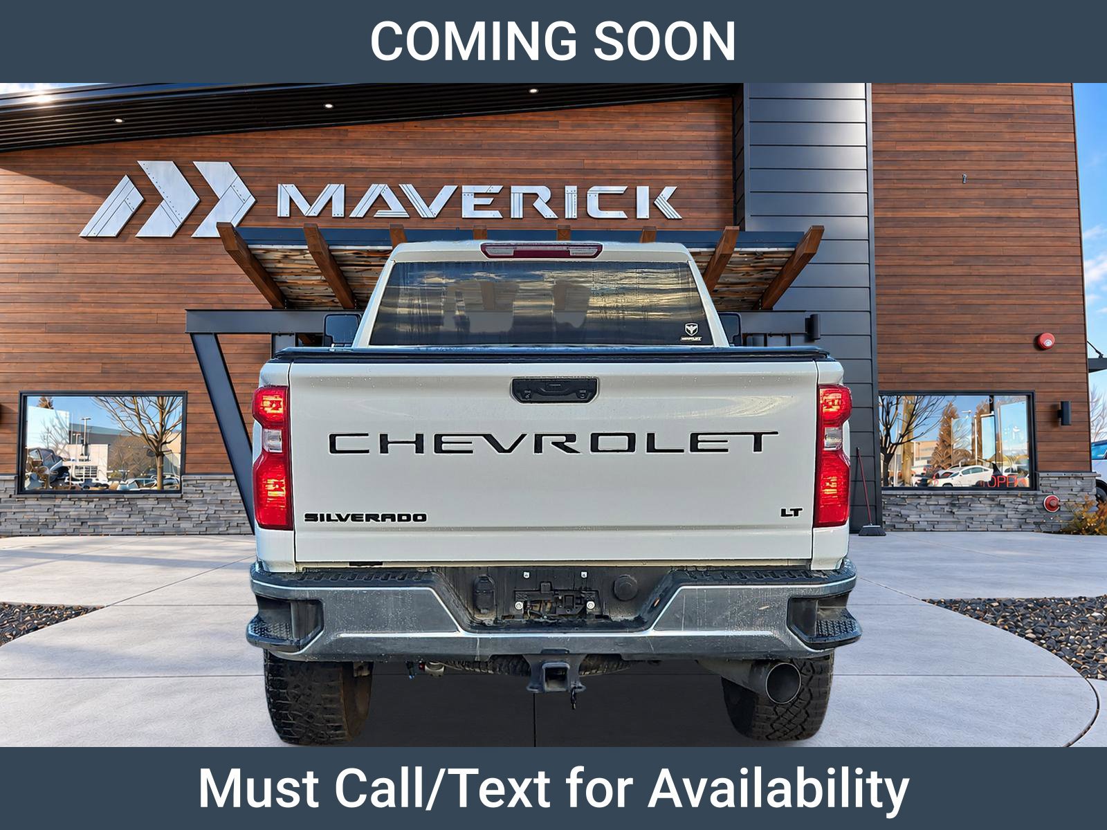 Used 2024 Chevrolet Silverado 2500 LT AWD/4WD image 4
