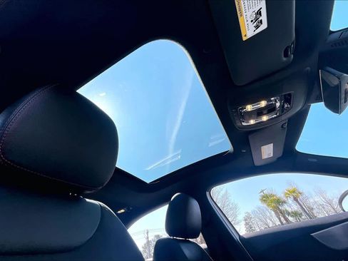 Used 2022 Mercedes-Benz A 220 image 14