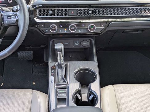 Used 2024 Honda Civic EX-L image 17