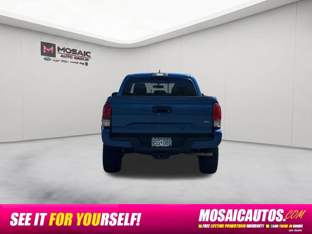 Used 2017 Toyota Tacoma TRD Sport w/ Tow Package RWD image 6