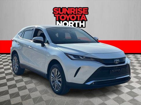 Certified 2023 Toyota Venza Limited AWD/4WD image 1