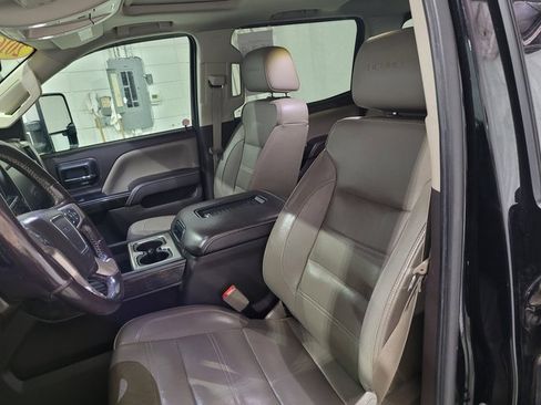 Used 2016 GMC Sierra 2500 Denali image 9