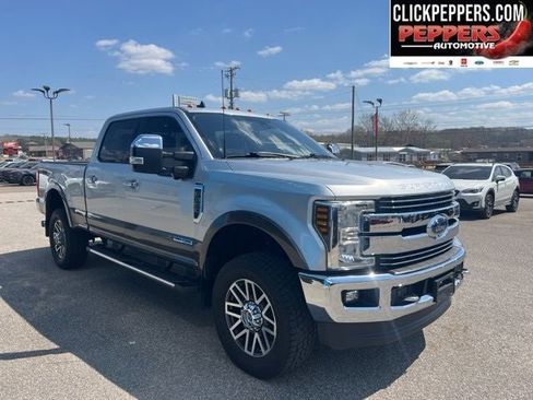 Used 2019 Ford F350 Lariat w/ Tow Technology Bundle image 9