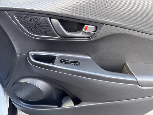 Used 2018 Hyundai Kona SEL AWD/4WD image 19