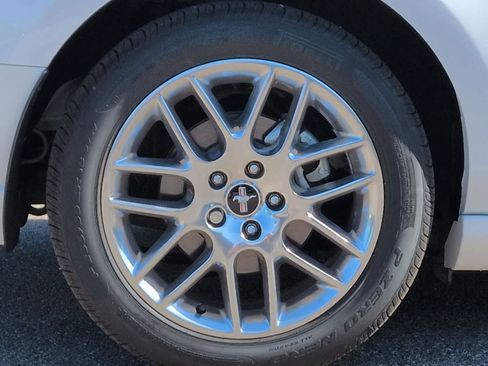 Used 2013 Ford Mustang Premium w/ Electronics Pkg RWD image 13