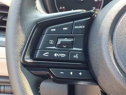 Used 2025 Subaru Forester Premium AWD/4WD image 11