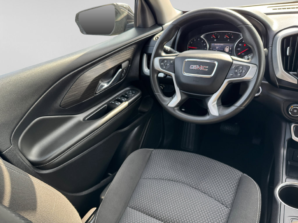 Used 2024 GMC Terrain SLE AWD/4WD image 21