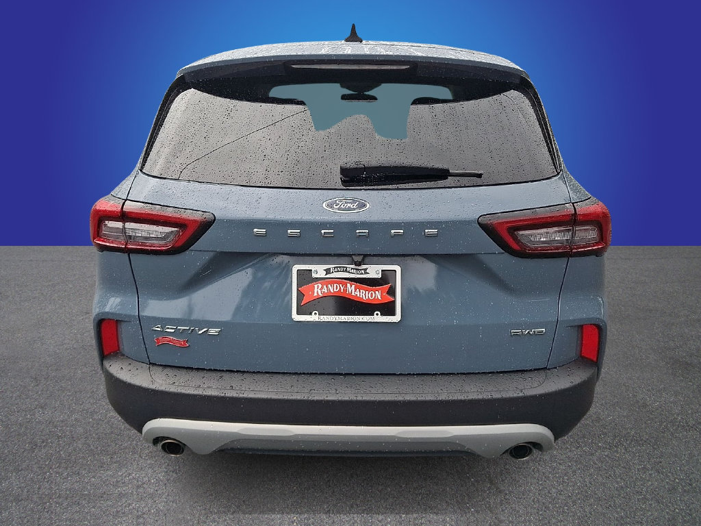 Used 2025 Ford Escape Active AWD/4WD image 5