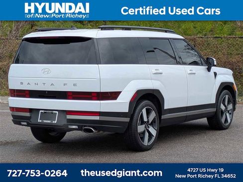 Used 2025 Hyundai Santa Fe Limited image 5