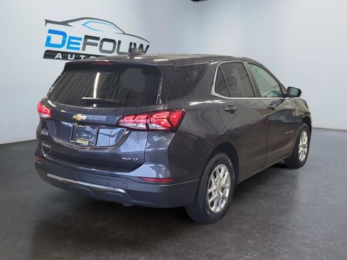 Used 2022 Chevrolet Equinox LT image 3